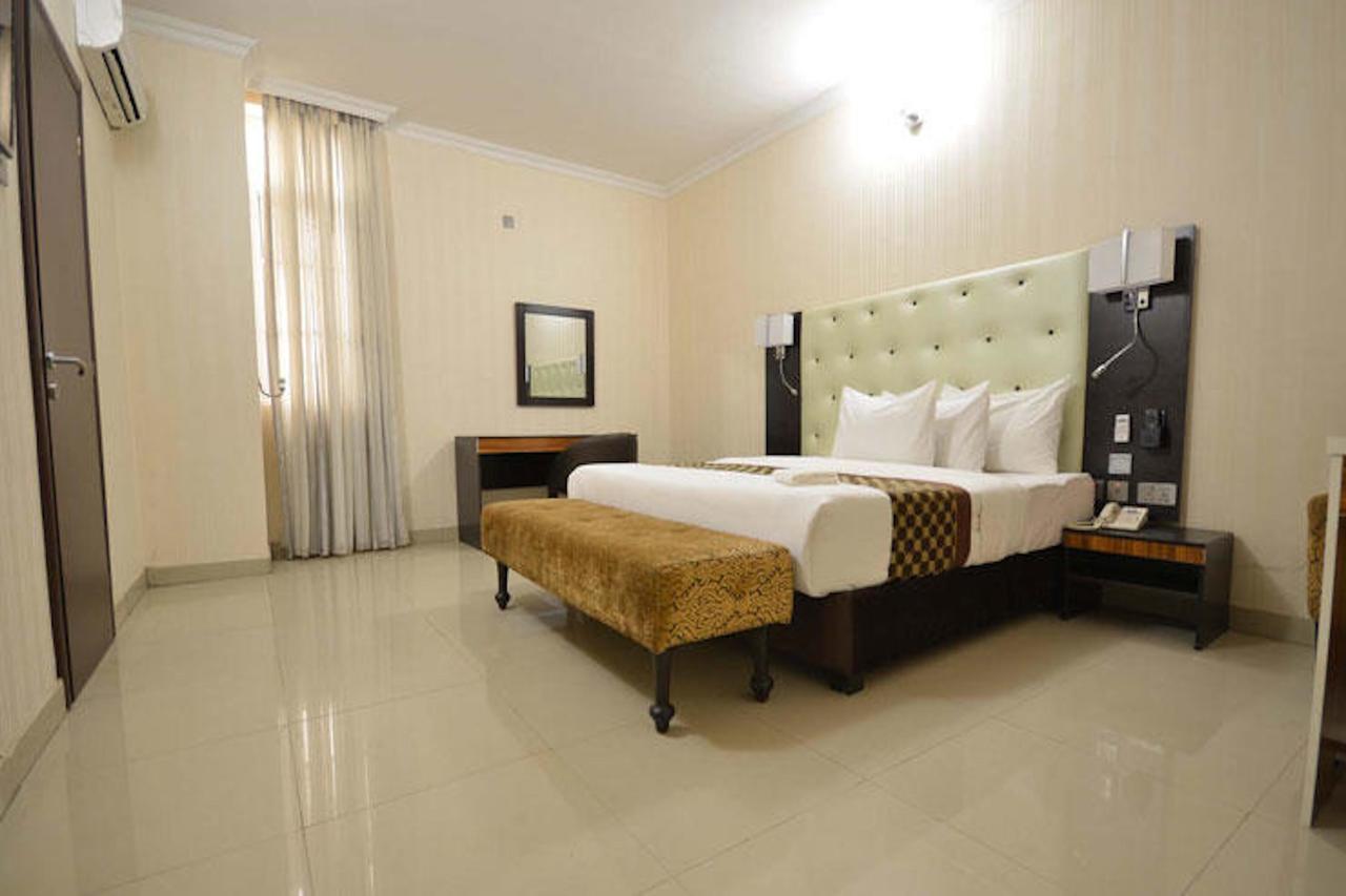 Lakeem Suites Agboyin Surulere Lagos Ngoại thất bức ảnh