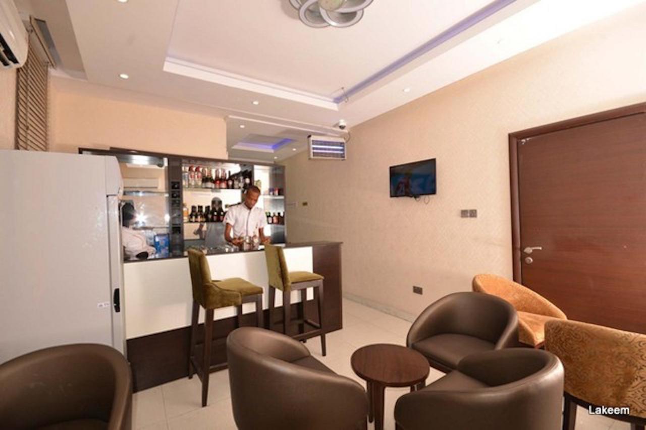 Lakeem Suites Agboyin Surulere Lagos Ngoại thất bức ảnh